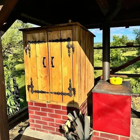 Charming By The River Uscie Gorlickie