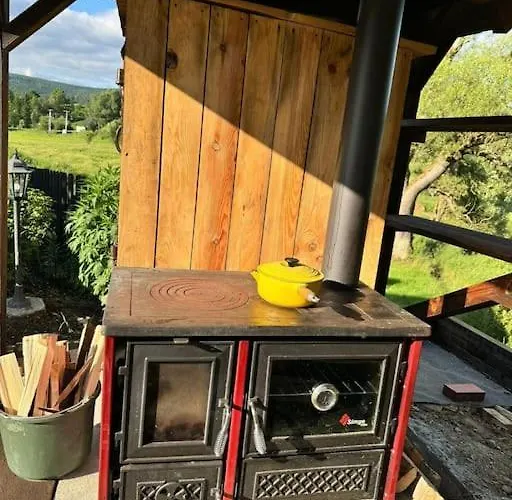 Charming By The River Apartament *